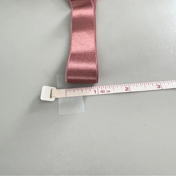 Fabletics Ines Low Impact Sports Bra Size Extra Large XL 12-14 - Picture 10 of 14